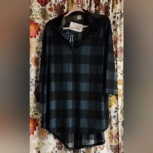 NWT Plaid green and black 3/4 sleeves
